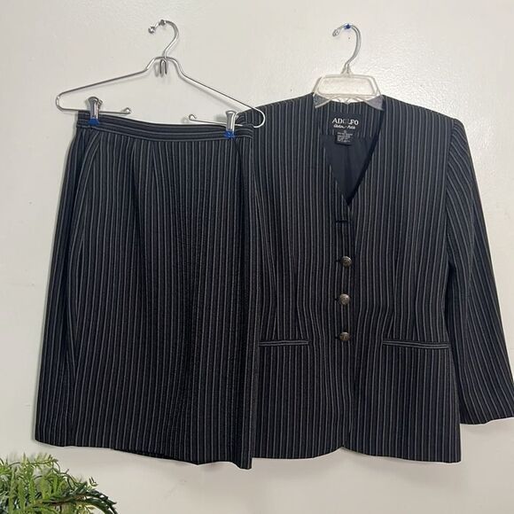 ADOLFO‎ ATELIER PETITE PINSTRIPE  SKIRTSUIT SIZE 8 - Picture 1 of 11